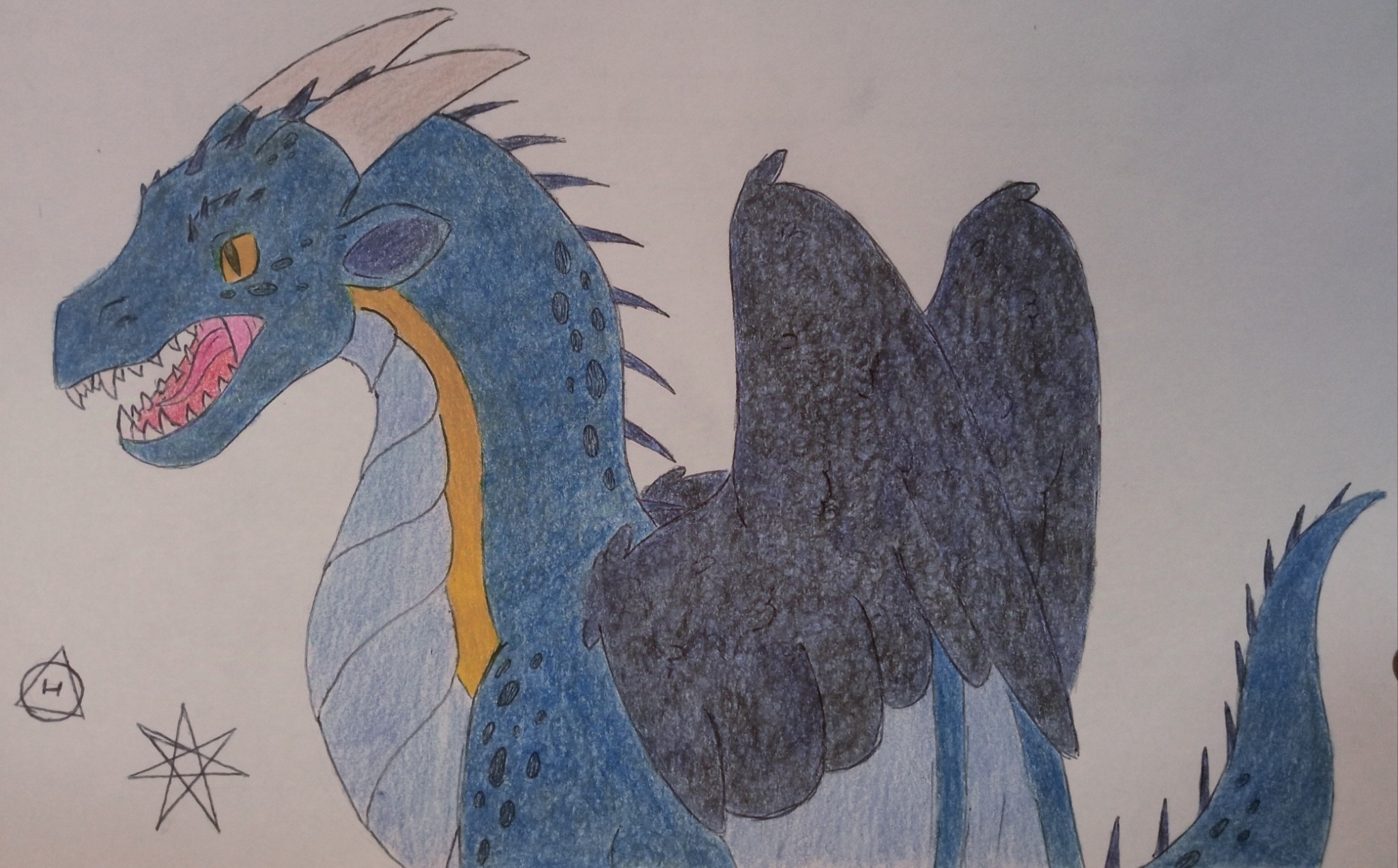 Colored sketch of a scaled dragon with leather-y wings topped with feathers and a spiked tail. A theta delta and seven-pointed star is beside void. The dragon has blue-gray scales and a bright gold stripe along voids side.